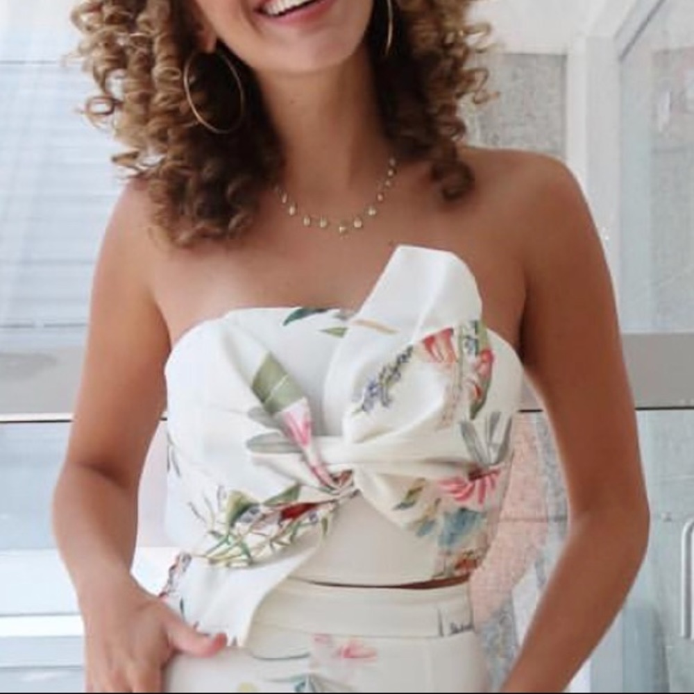 Flower print crop top/ bandeau